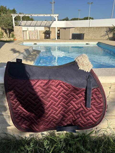 Tapis de selle mixte bordeaux