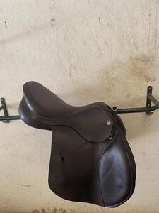 SELLE EQUIPE 16/K Brown arcade 22 matelassures ar+1 liseré tour de siège New market taquets av 1 ar 2