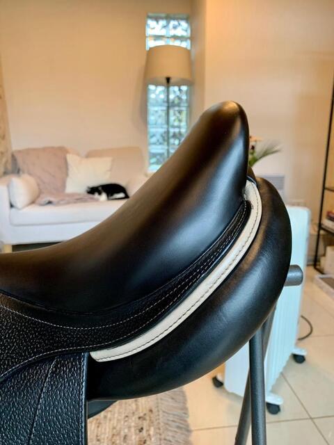 Selle CWD noire