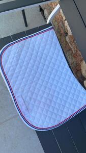 Tapis blanc