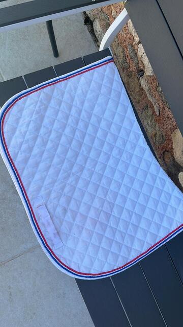 Tapis blanc