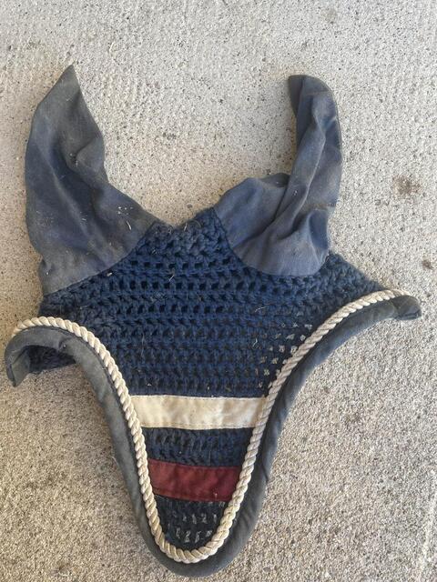 Bonnet anti mouche poney
