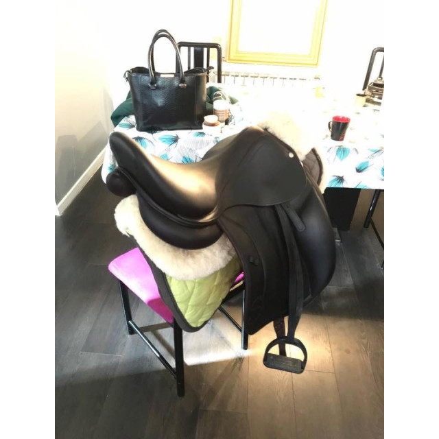 Selle de dressage