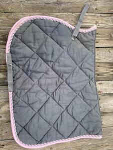 Tapis equitheme taillé shetland