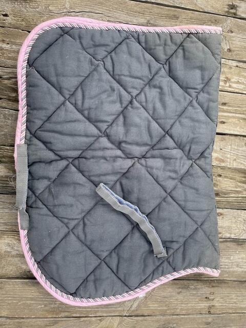 Tapis equitheme taillé shetland