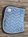 tapis bleu lagon