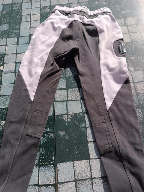 Pantalon Fouganza gris et rose