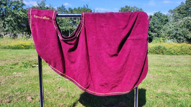 Couvre-reins bordeaux taille poney D Equithème