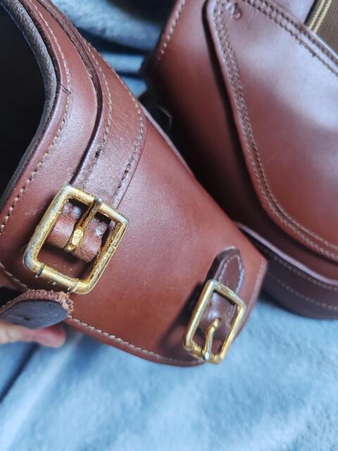 Protege boulet en cuir