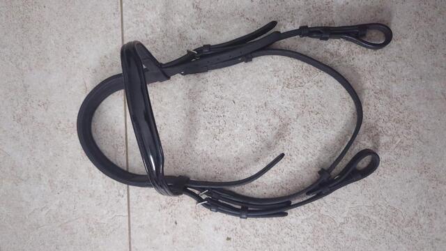 Tetiere Norton