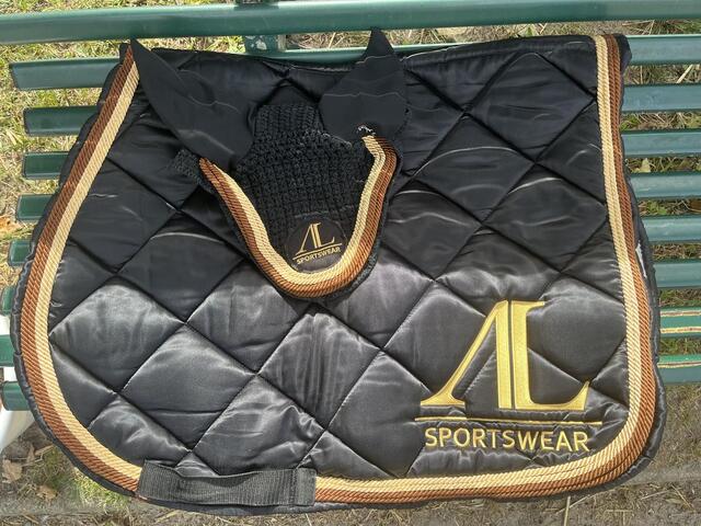 Ensemble tapis & bonnet Alexandra Ledermann