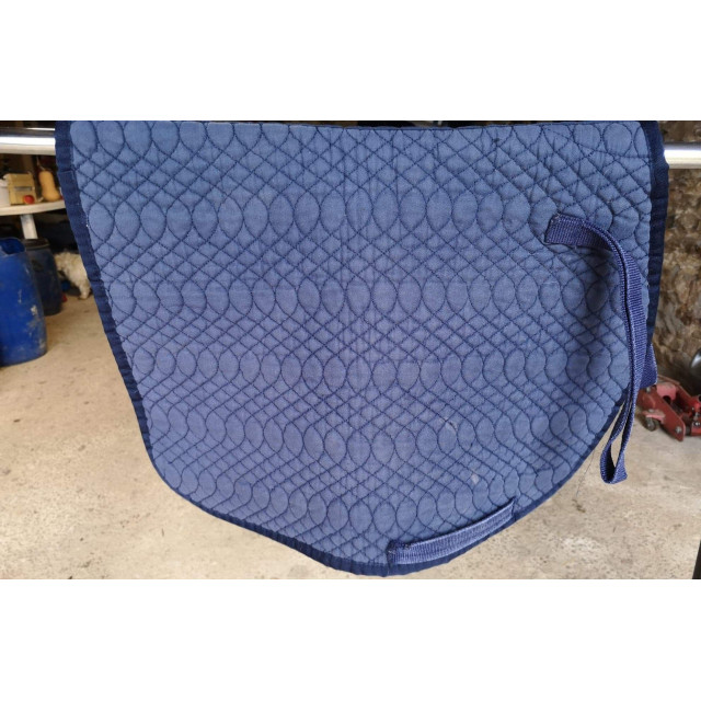 Tapis bleu marine