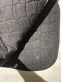 Tapis noir cheval liberte