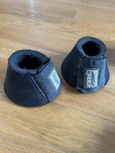 Cloches escadron noires