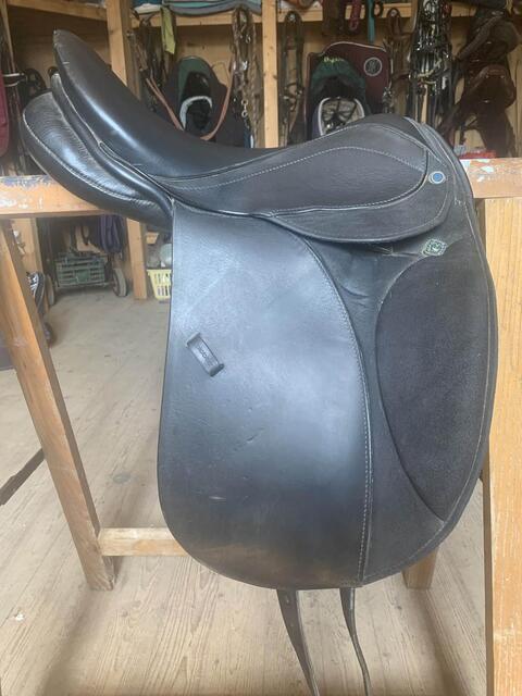 selle dressage enfants