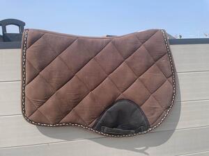 Tapis equitheme