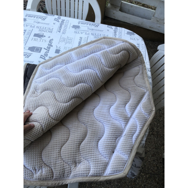 Tapis marron chiné + paillettes