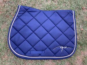 Tapis Dy’on bleu marine