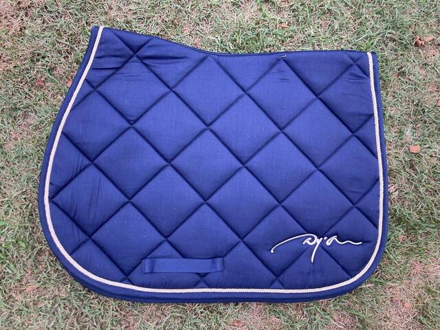 Tapis Dy’on bleu marine