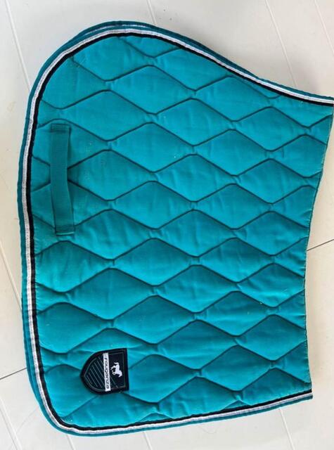 Tapis fouganza neuf