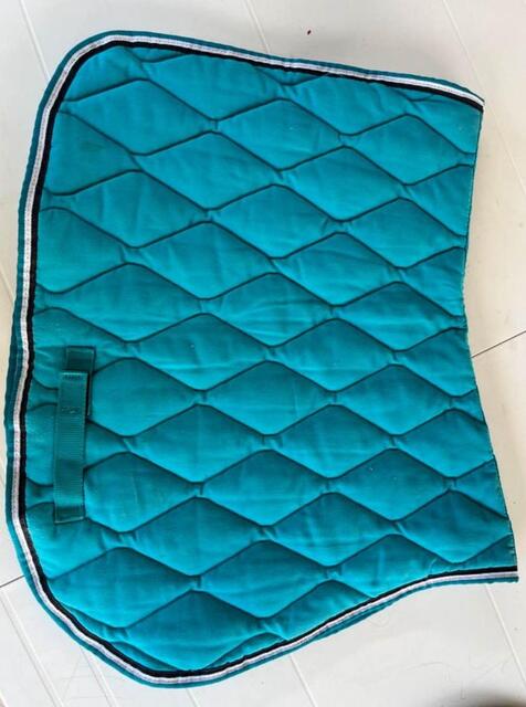 Tapis fouganza neuf