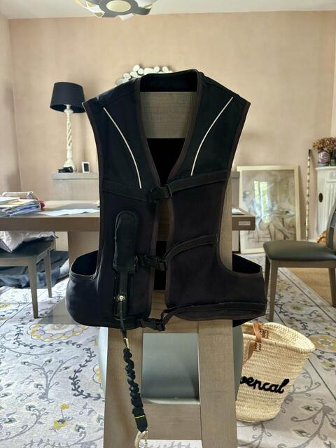 gilet air bag équitation + 2 cartouches