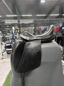 selle de dressage prestige