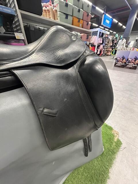 selle de dressage prestige