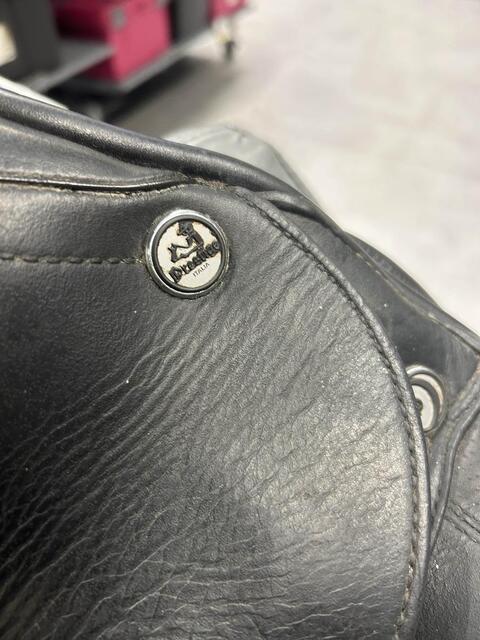 selle de dressage prestige