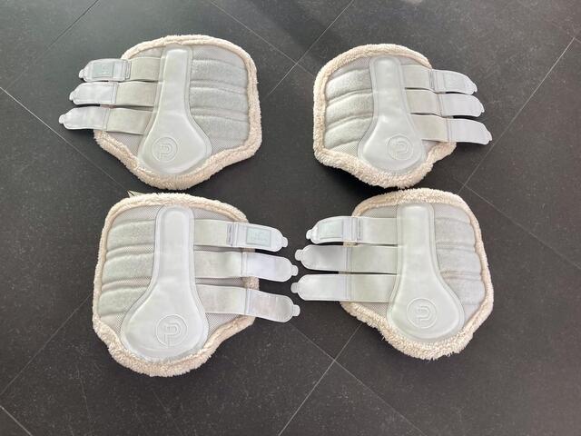 GUETRES MESH FAUXFUR PLATINIUM ESKADRON
