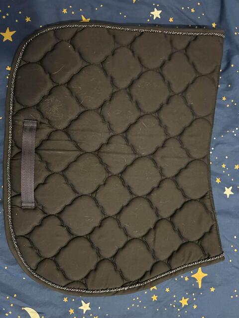 tapis bleu marine neuf