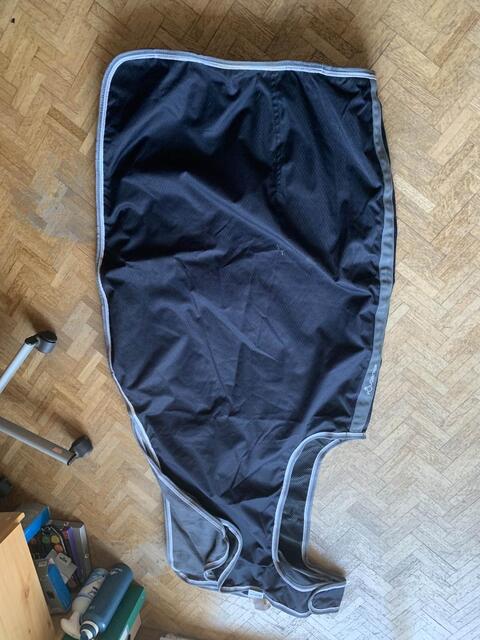 couvre rein en deux parties, polaire et imperméable détachable