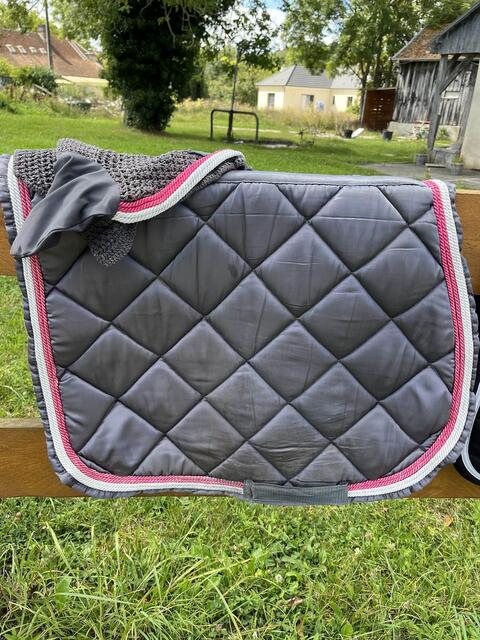 ensemble tapis bonnet alexandra ledermann