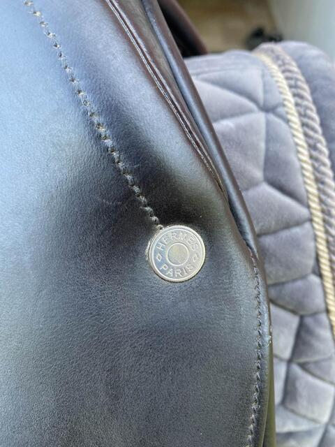 Selle de dressage hermes