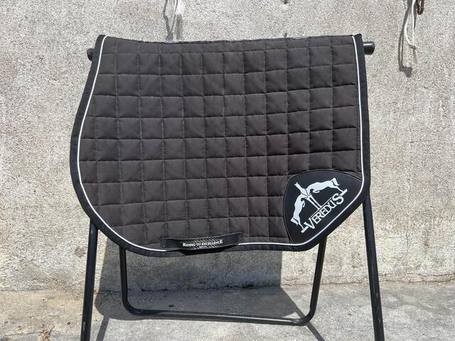 Tapis veredus noir