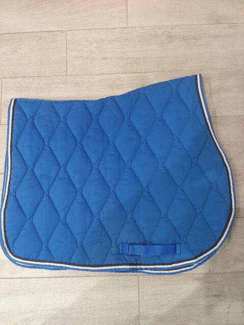 Tapis bleu