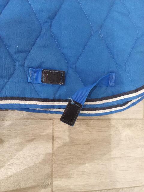 Tapis bleu