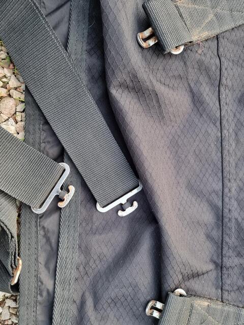 Couverture imperméable 200g 115cm
