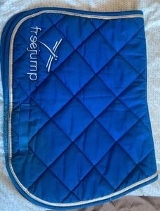 tapis free jump