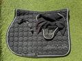 Tapis + bonnet equiline