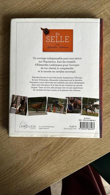livre "en selle avec Alexandra Ledermann"