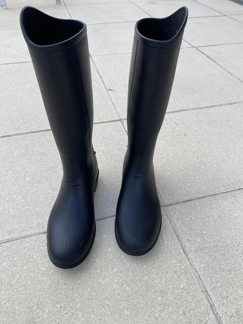 vêtements et chaussants enfant 8-10 ans