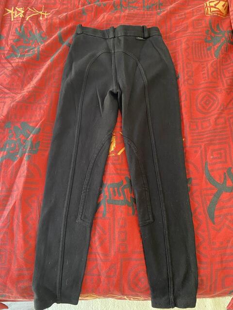 vêtements et chaussants enfant 8-10 ans