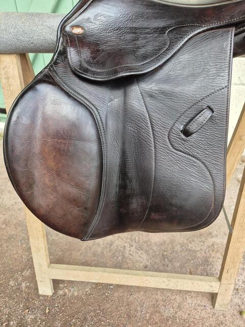 Selle eric thomas lugano Taille 17,5