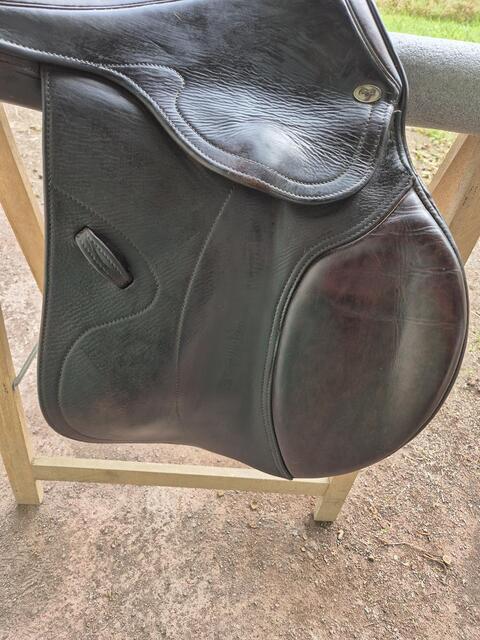 Selle eric thomas lugano Taille 17,5