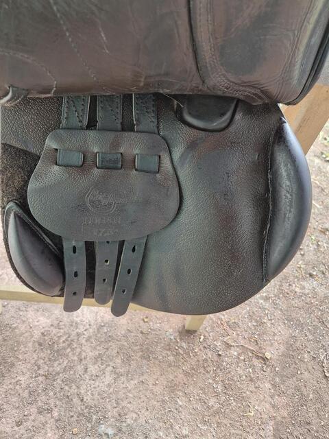 Selle eric thomas lugano Taille 17,5