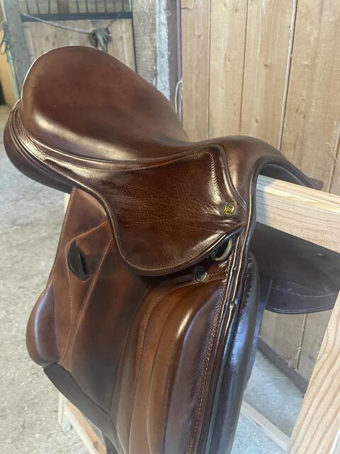 Selle 17’ Henri de Rivel