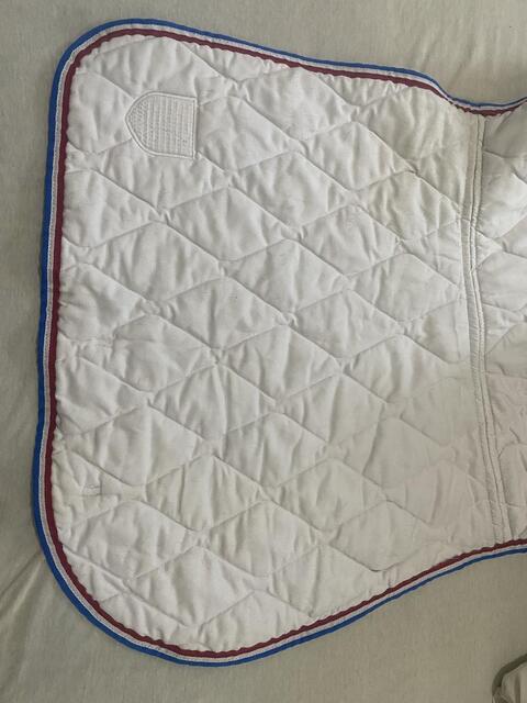 tapis fouganza blanc
