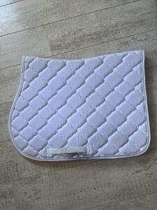 tapis blanc