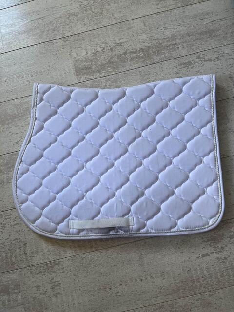 tapis blanc